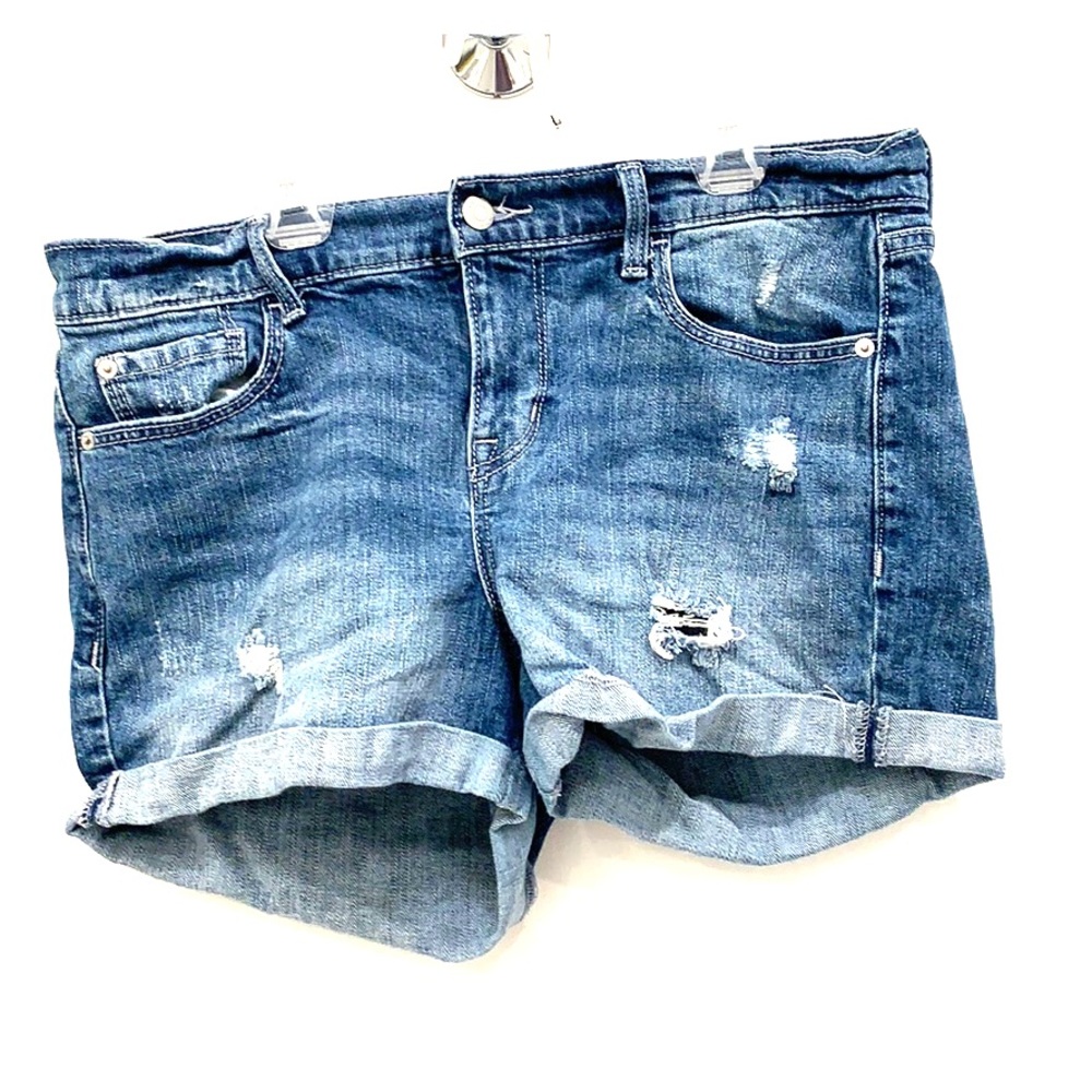 Old Navy Boyfriend denim shorts